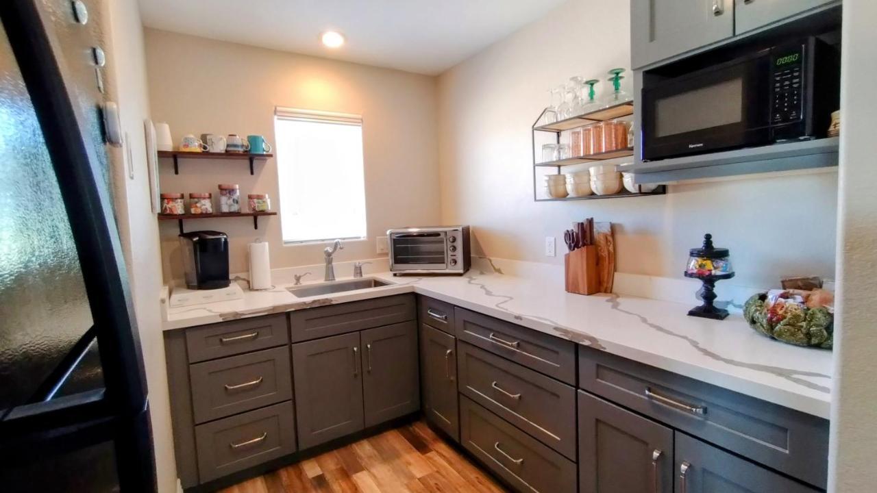 Falcon Cottage Pahrump Extérieur photo